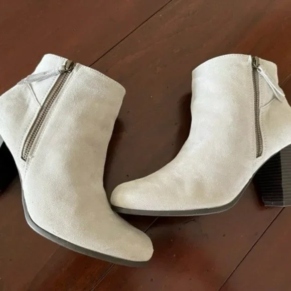 "Worn Once" - Woman's Cole Haan Davenport Bootie II, Size 7.5, Ironstone Suede - Picture 3 of 8